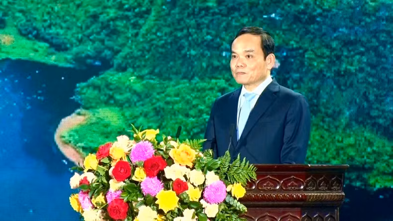 越南政府副总理陈流光在活动上发言。 越南政府副总理陈流光在活动上发言。