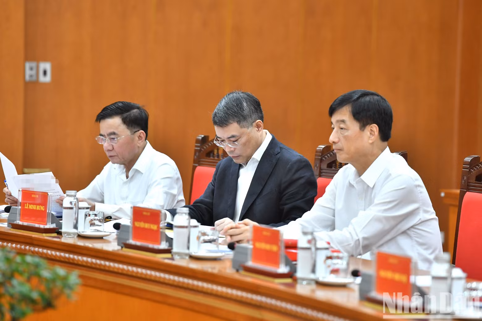 与会代表。