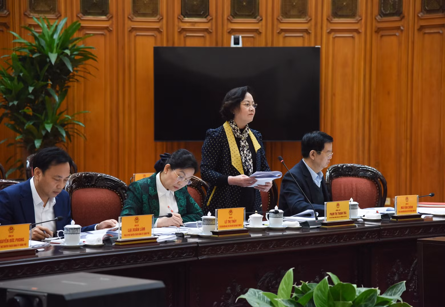 与会代表在会上发表讲话。