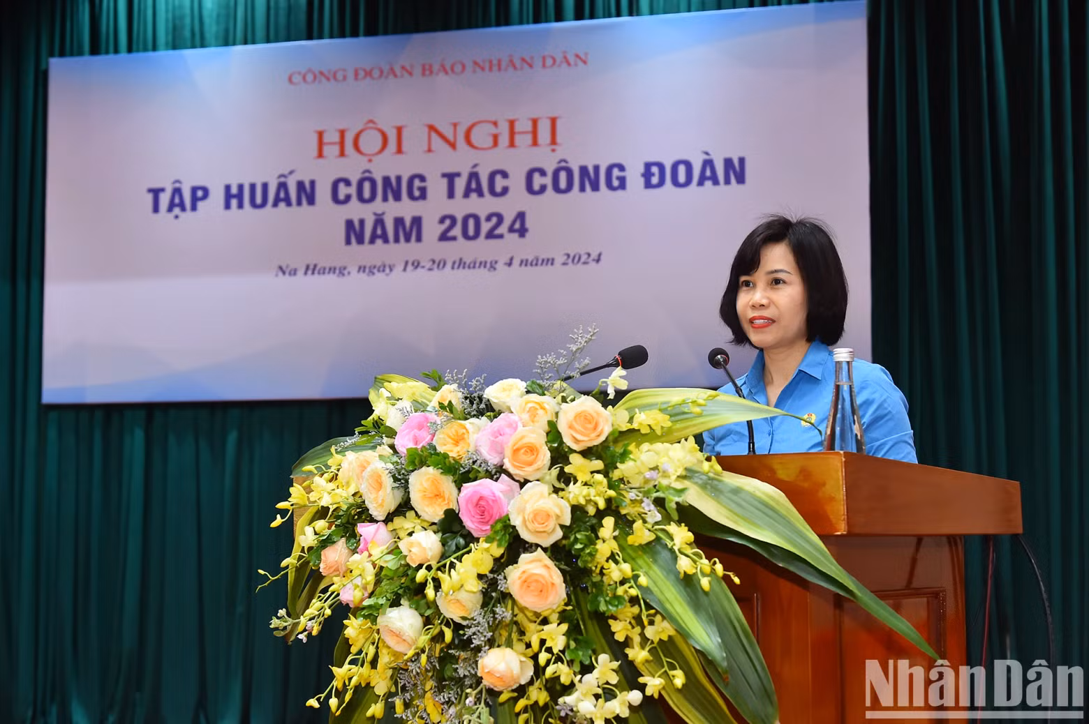 《人民报》社工会主席陈氏翘青平在2024年工会工作培训会议上致辞。 《人民报》社工会主席陈氏翘青平在2024年工会工作培训会议上致辞。
