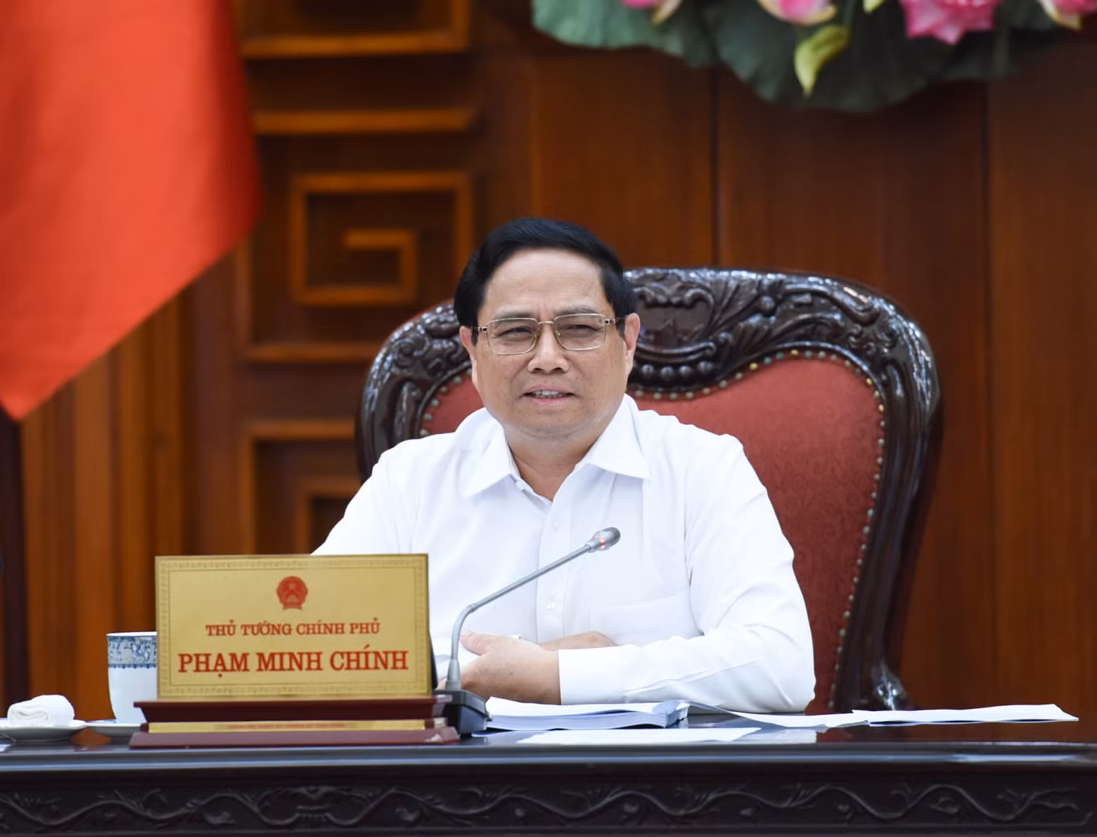 范明正总理明确指出，建设金融中心的目标是形成金融市场，发展金融服务和后续服务，为胡志明市、岘港市乃至全国的发展调动金融资源。