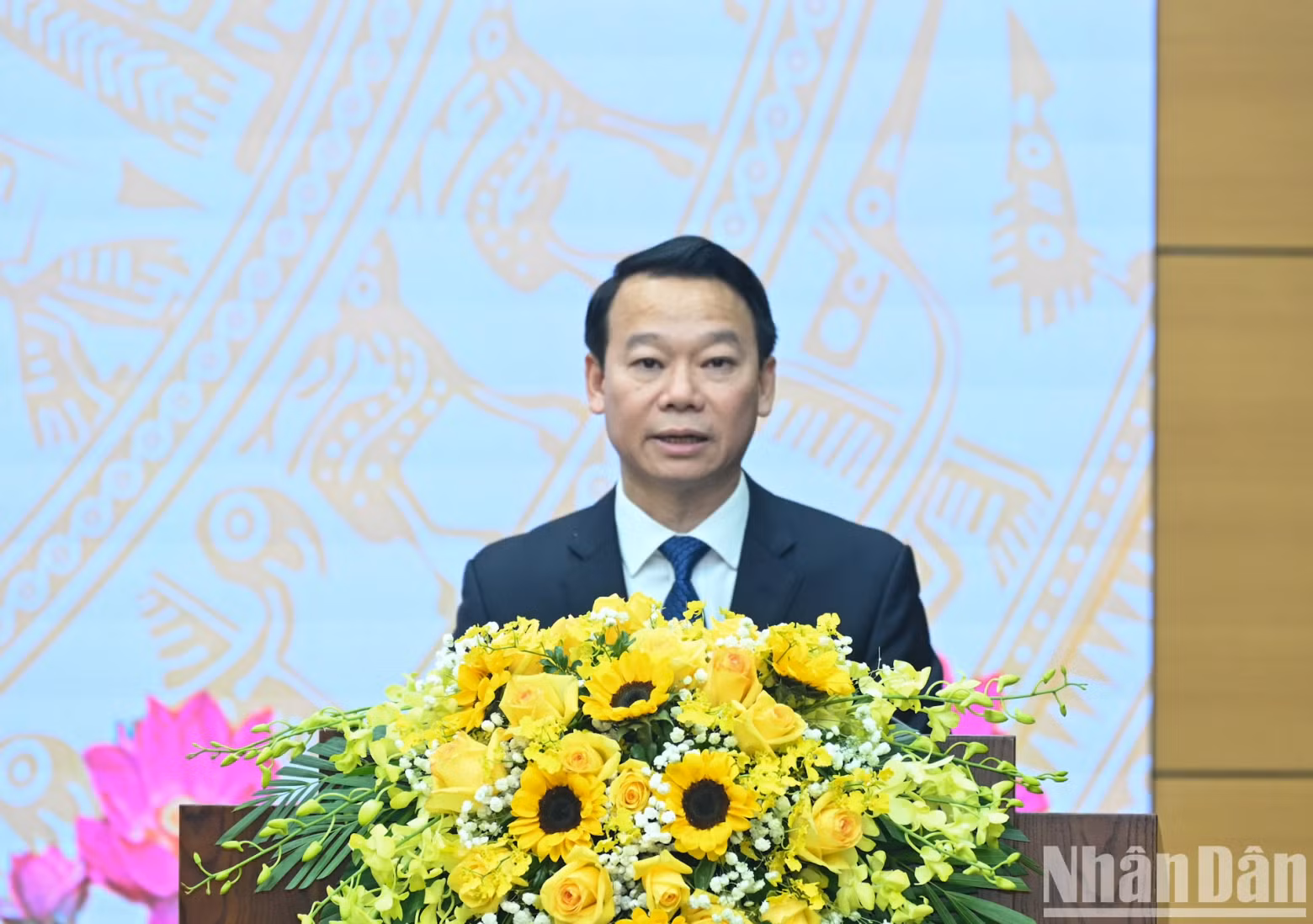 安沛省委书记杜德维在会上发表讲话。 安沛省委书记杜德维在会上发表讲话。