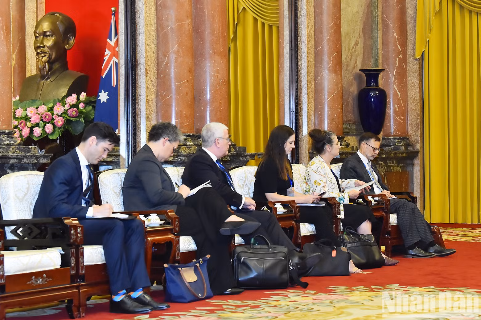 国家主席武文赏6月4日下午在主席府会见来访的澳大利亚总理安东尼·阿尔巴尼斯。