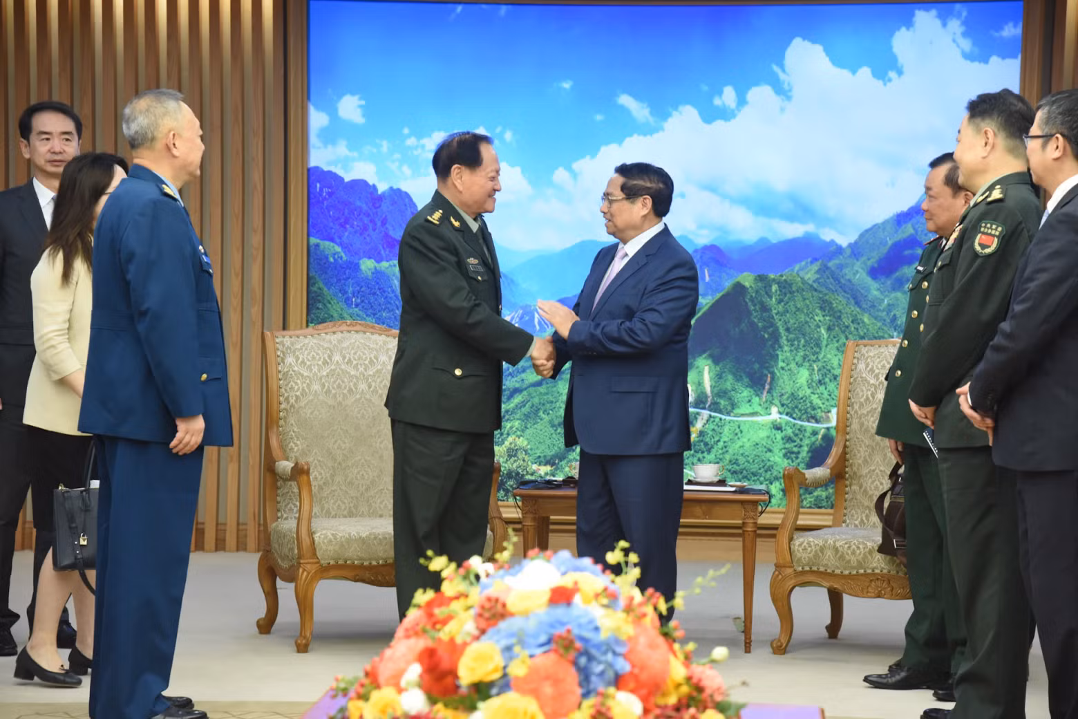 越南政府总理范明正会见中共中央军委副主席张又侠上将