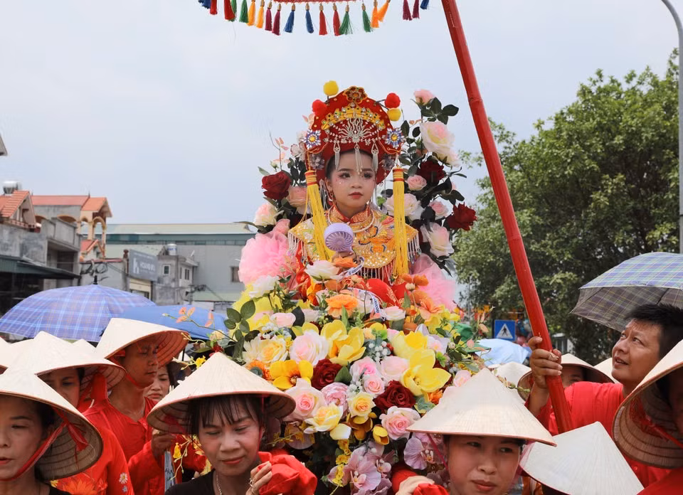 荣圣庙会的目的是继承与发挥被联合国教科文组织所承认的人类非物质文化遗产的文化精髓，向社会，尤其是年轻一代教育与宣传关于老前辈们在建国卫国事业所作出的贡献。