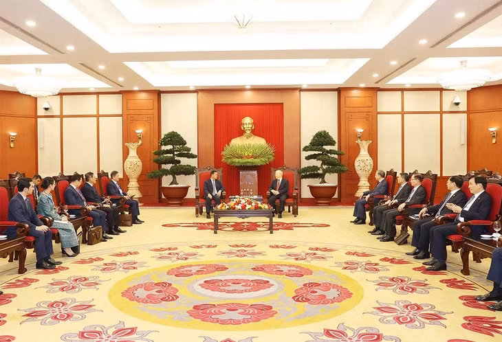 会见全景。