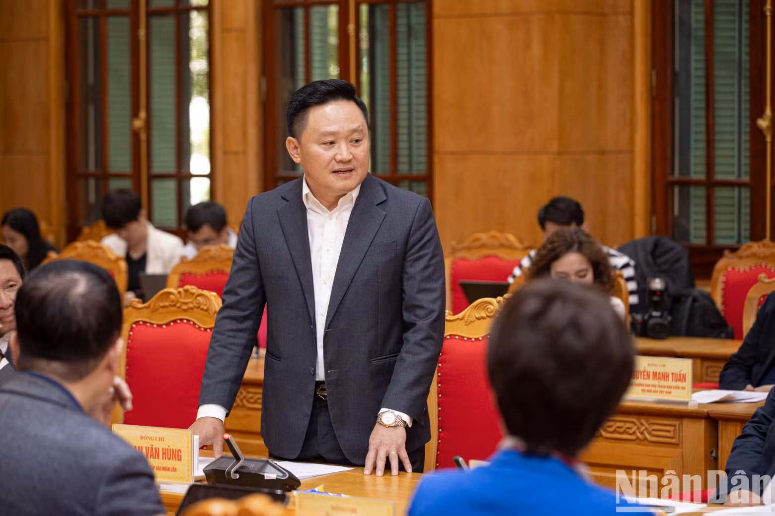 《人民报》社副总编辑潘文雄在会上致辞。
