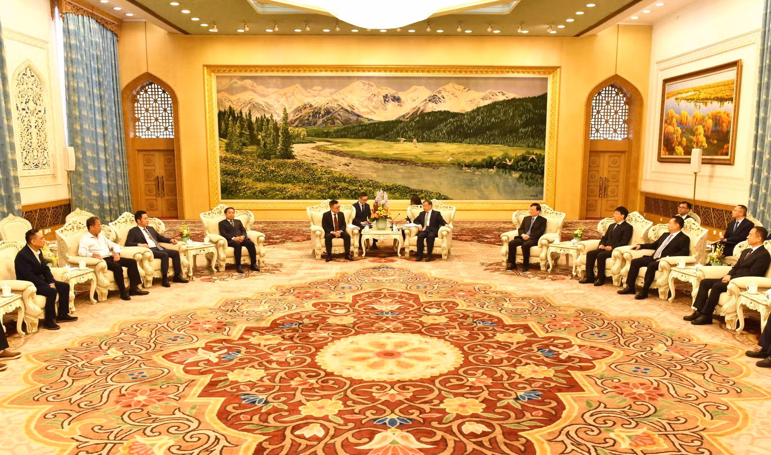 会见场景。