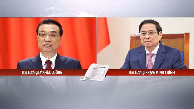 范明正总理与中国国务院总理李克强通电话。 范明正总理与中国国务院总理李克强通电话。