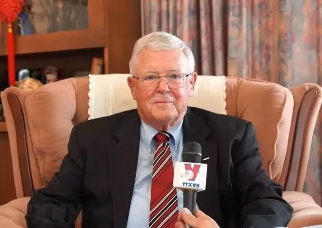澳大利亚新南威尔士大学名誉教授卡尔·塞耶。(图片来源:越通社) 澳大利亚新南威尔士大学名誉教授卡尔·塞耶。(图片来源:越通社)