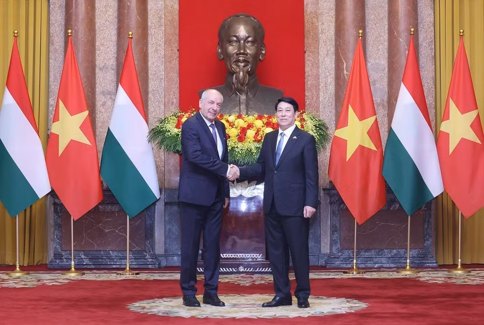 国家主席梁强与匈牙利总统舒尤克·道玛什。