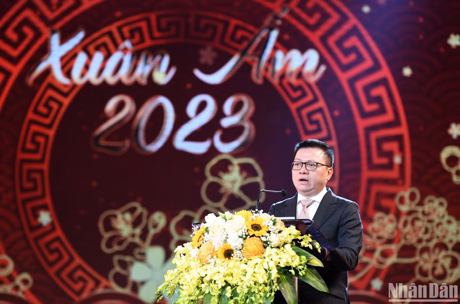 《人民报》社总编辑黎国明在活动上发表讲话。