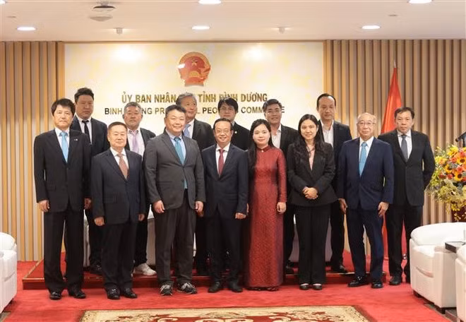 与会代表合影。