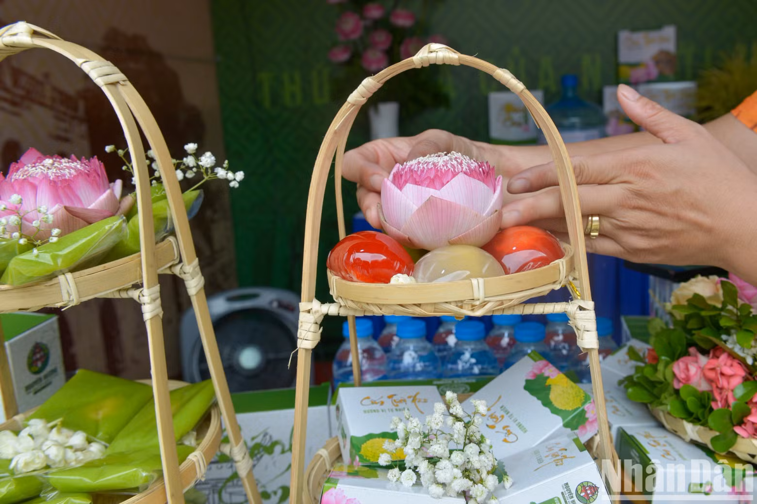 原宁品牌的夫妻糕、绿米糕。