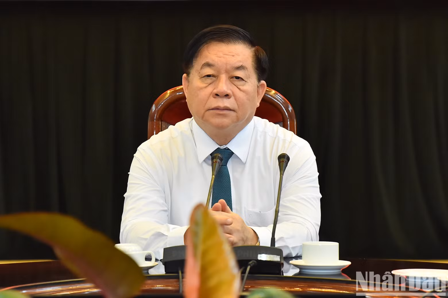 越共中央宣教部部长阮重义出席工作会议。