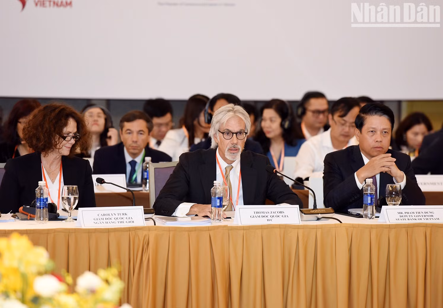 国际金融公司高级国家经理汤玛斯·雅各斯相信,在未来几年,越南将实现强劲的绿色可持续增长。 国际金融公司高级国家经理汤玛斯·雅各斯相信,在未来几年,越南将实现强劲的绿色可持续增长。