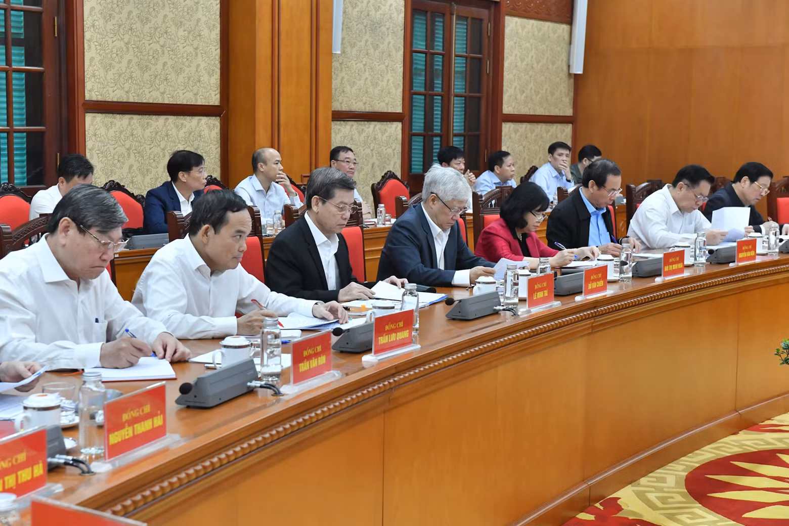苏林总书记主持召开总结第18-NQ/TW号决议的中央指导委员会第三次会议【组图】 ảnh 6