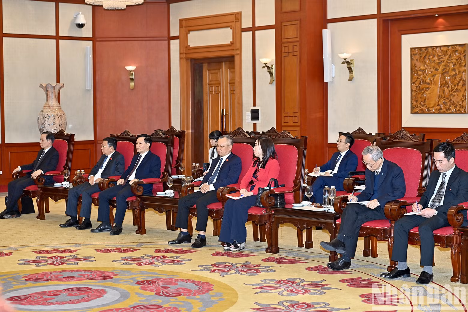 越南代表团。