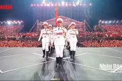 2026年“《祖国在我心中》”艺术晚会中的感人升旗仪式【视频】