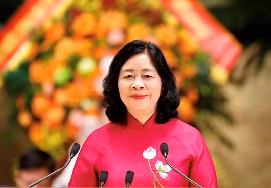 越共中央政治局委员、中央书记处书记、越南祖国阵线中央委员会主席裴氏明怀。