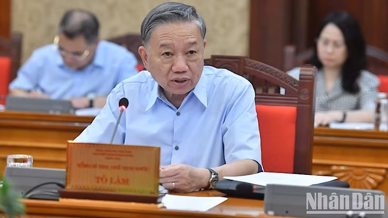 越共中央总书记苏林。（登科 摄）