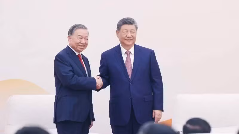 越共中央总书记、国家主席苏林与中共中央总书记、国家主席习近平。（图片来源：越通社）