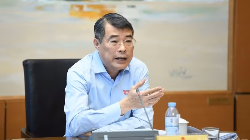 政府总理黎明兴在10月21日上午举行的小组讨论会上发言。（维灵 摄）
