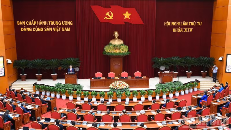越南共产党第十四届中央委员会第四次全体会议闭幕会。（登科 摄）