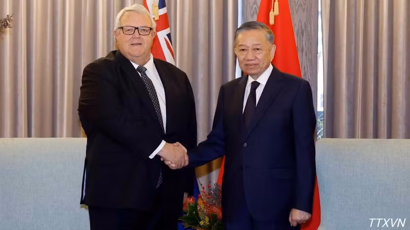 越共中央总书记、国家主席苏林会见新西兰议会议长格里·布朗利。（图片来源：越通社）