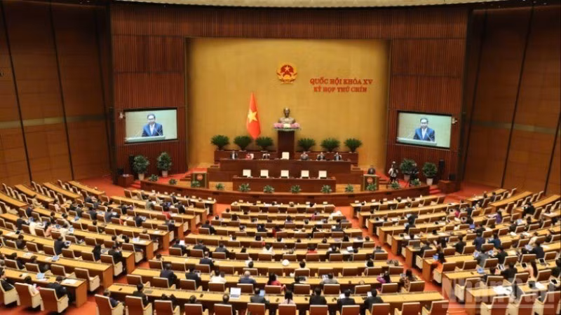 经过一个多月的认真、紧张和高度负责的工作，第十五届国会第九次会议于6月27日在首都河内闭幕。（维灵 摄）