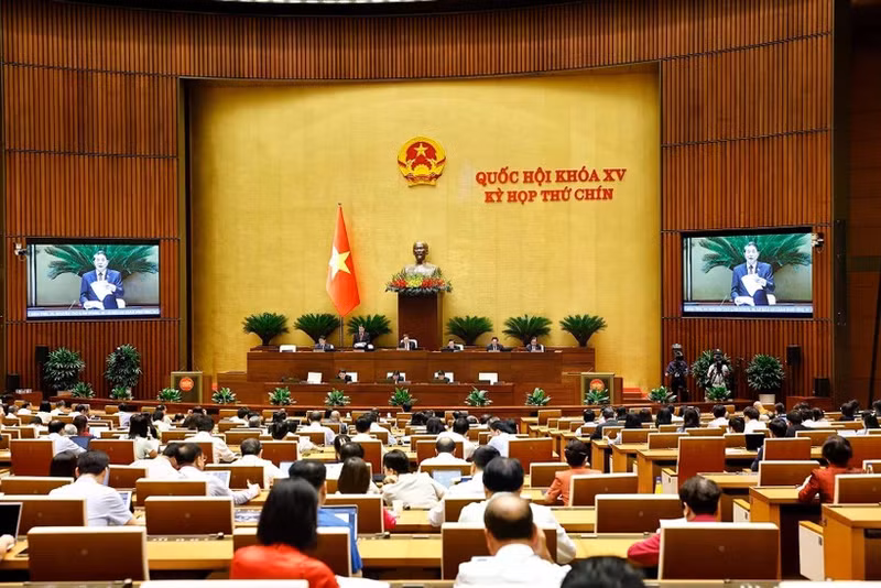 越南第十五届国会第九次会议场景。（图片来源：越通社）