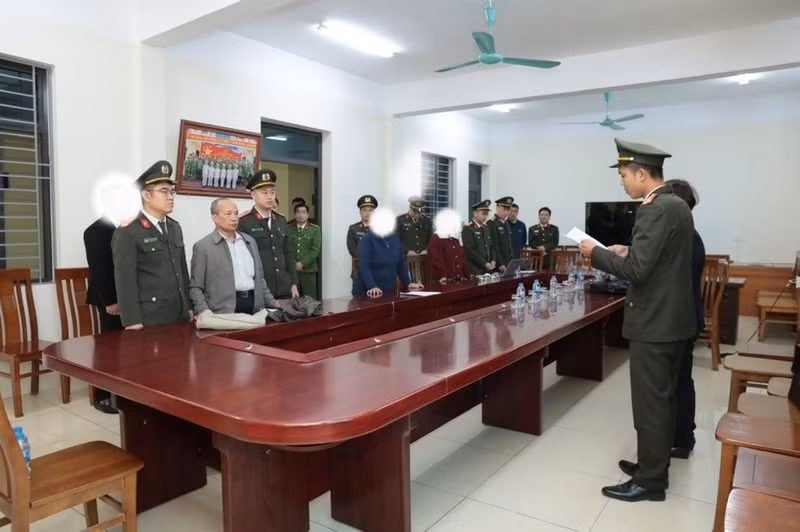 兴安省公安厅安全调查机关对武如英作出立案决定，启动刑事侦查 。（图片来源：congan.hungyen.gov.vn）
