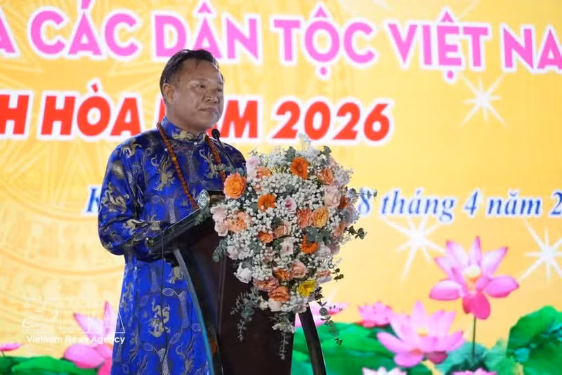 庆和省文化体育与旅游厅副厅长黎文华在开幕式上发表讲话。（图片来源：越通社）