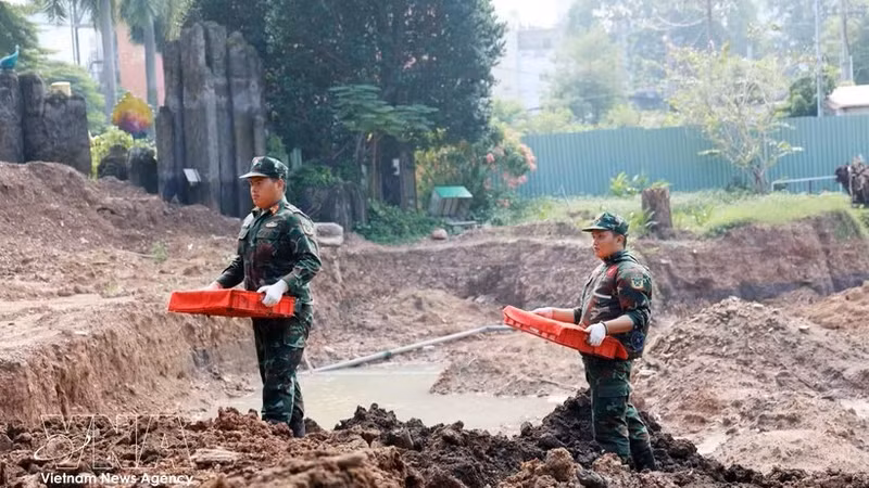 胡志明市黎氏莲公园第二阶段5天归集58具烈士遗骸。（图片来源：越通社）