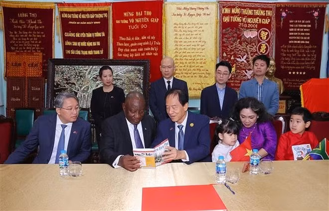 2410giap.jpg