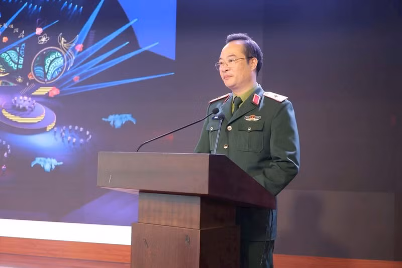 越南人民军广播电视中心主任范文秀少将。（图片来源：越通社）
