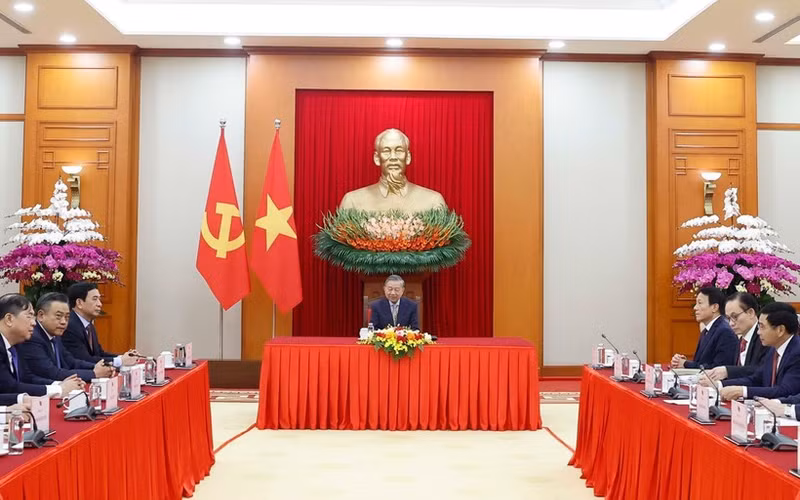 越共中央总书记苏林同韩国总统李在明通电话。（图片来源：越通社）