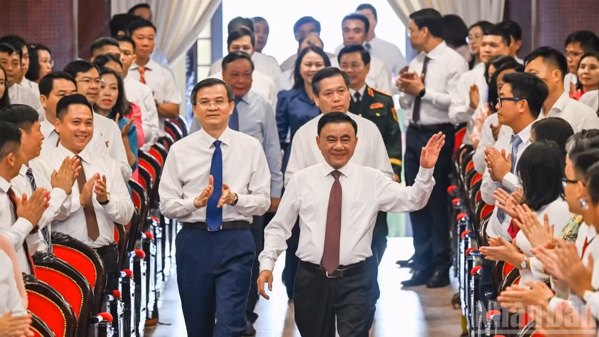 越共中央书记处常务书记陈锦秀出席胡志明国家政治学院2026—2027学年开学典礼。
