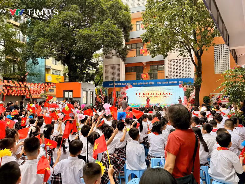 越南中小学及大学生已就位 迎来2026—2027学年。（图片来源：vtv.vn）