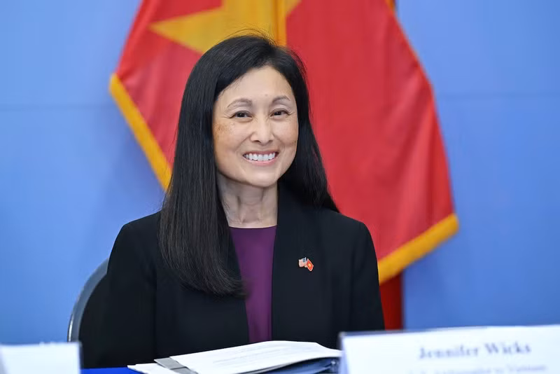 美国驻越大使詹妮弗·威克斯。