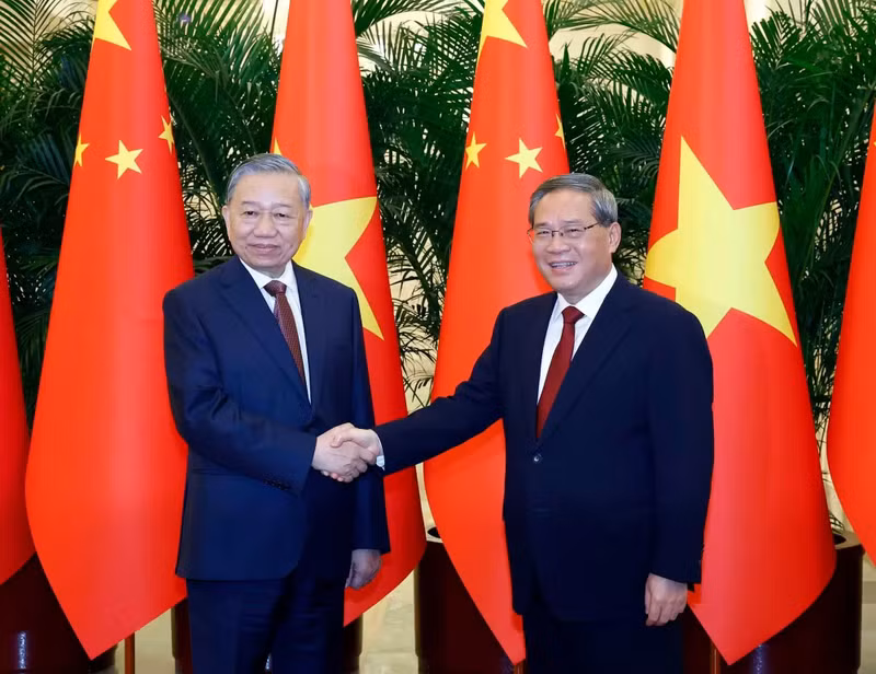 越共中央总书记、国家主席苏林和中国国务院总理李强。
