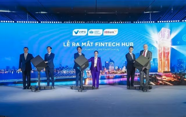 金融科技中心亮相仪式。（图片来源：tphcm.chinhphu.vn）