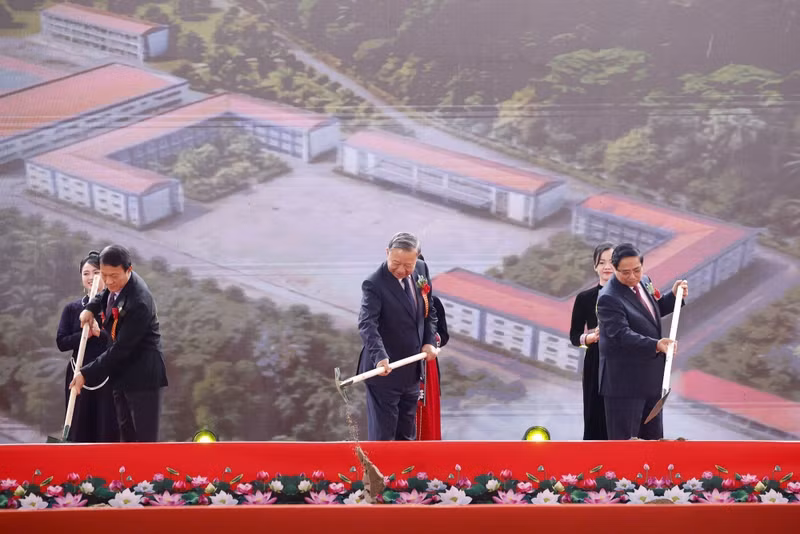 苏林总书记，范明正总理参加2026年陆地边境各乡九年一贯制寄宿学校同步动工仪式。