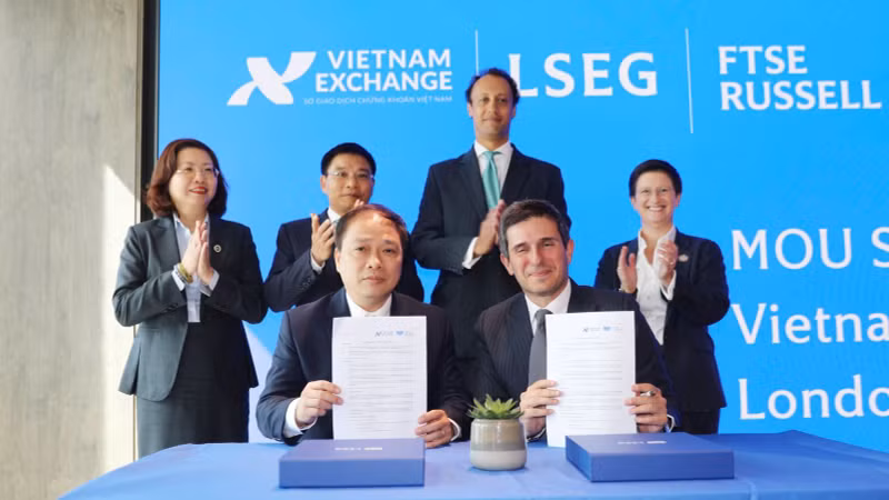 越南证券交易所与富时国际有限公司签署合作备忘录。（图片来源：越通社）